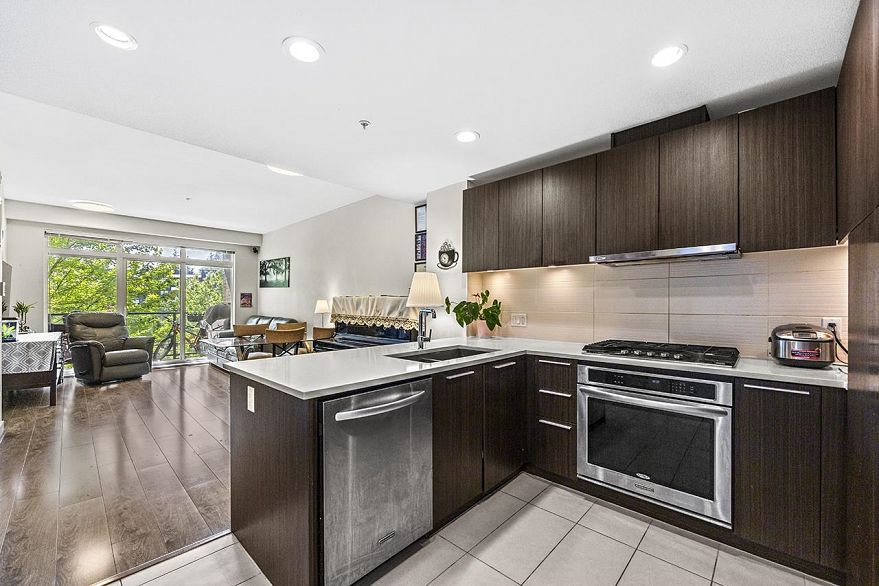 303 6033 Gray Avenue