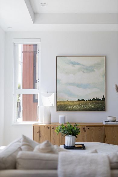 212 715 W 49th Avenue