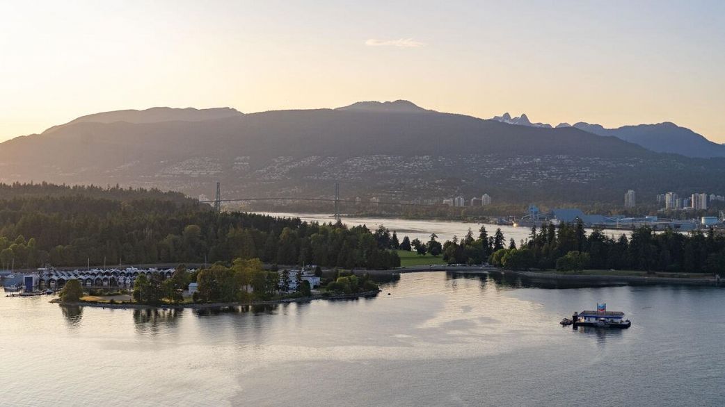 2908 1011 W Cordova Street