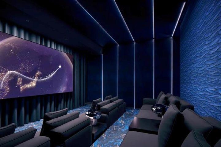 501 989 W 67th Avenue