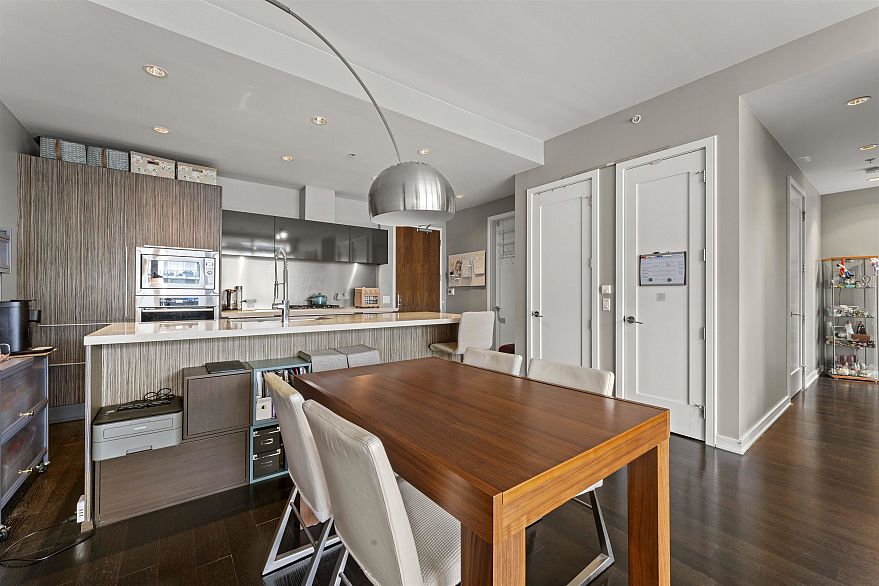 502 77 Walter Hardwick Avenue