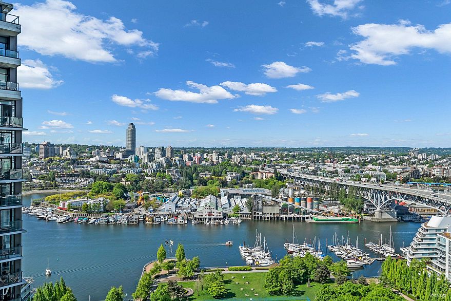 3002 1438 Richards Street