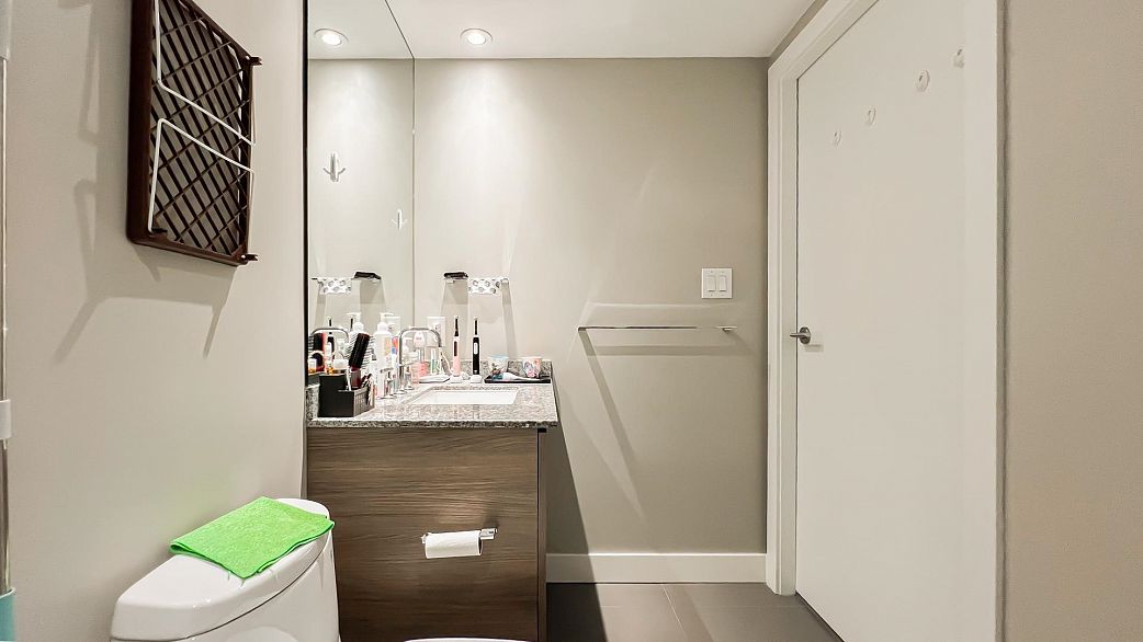 2705 488 SW Marine Drive