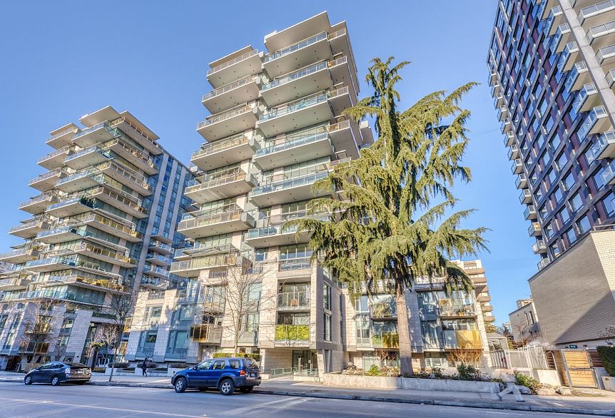 1401 1365 Davie Street