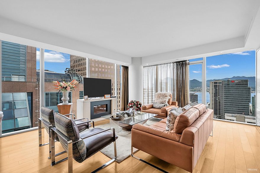 3002 667 Howe Street