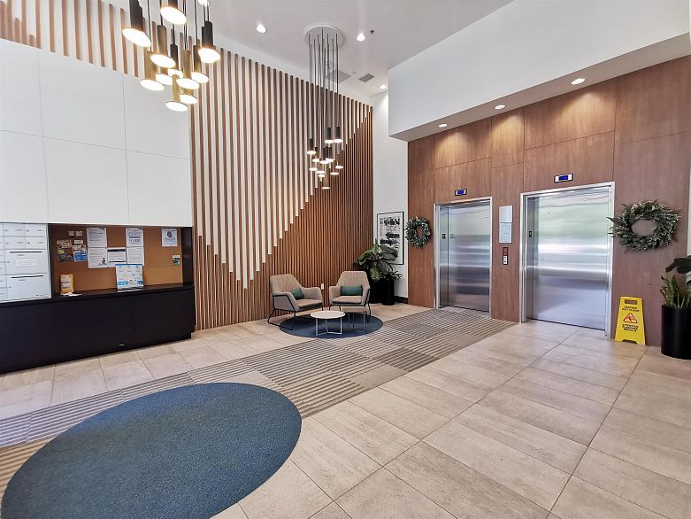 607 8580 River District Crossing