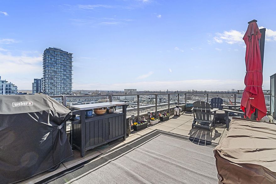 702 3451 Sawmill Crescent