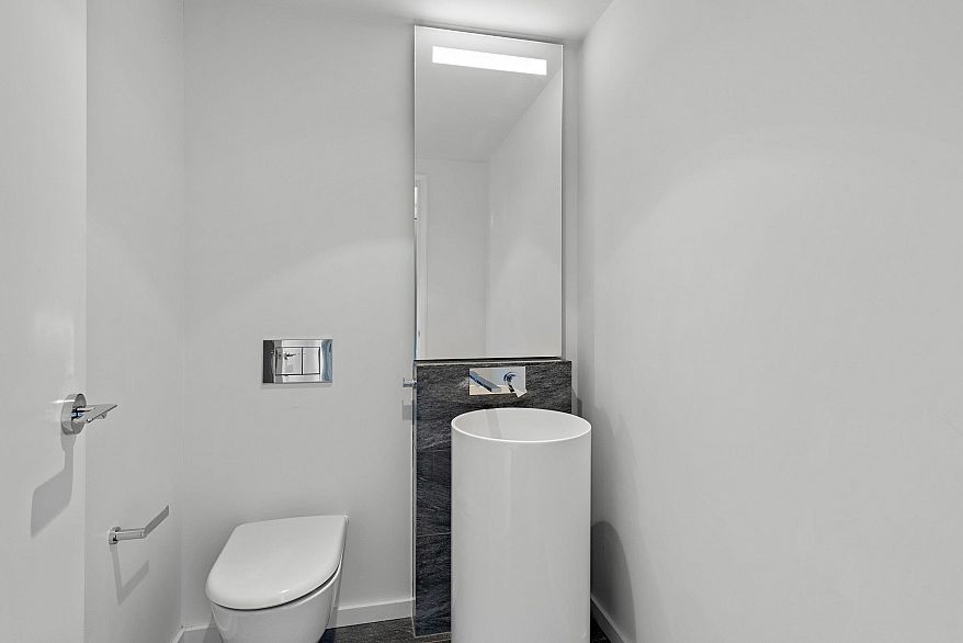 3507 1151 W Georgia Street