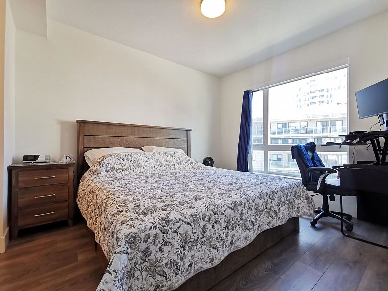 607 8580 River District Crossing