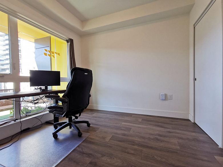 607 8580 River District Crossing