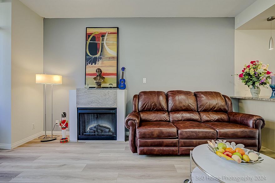 303 1211 Melville Street