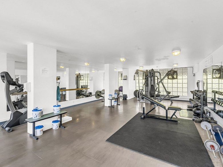 910 1500 Hornby Street