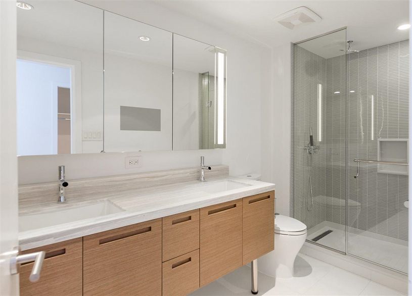 4906 777 Richards Street