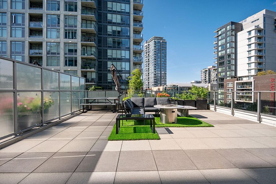 502 110 Switchmen Street