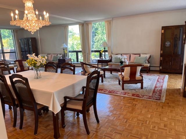 512 4900 Cartier Street