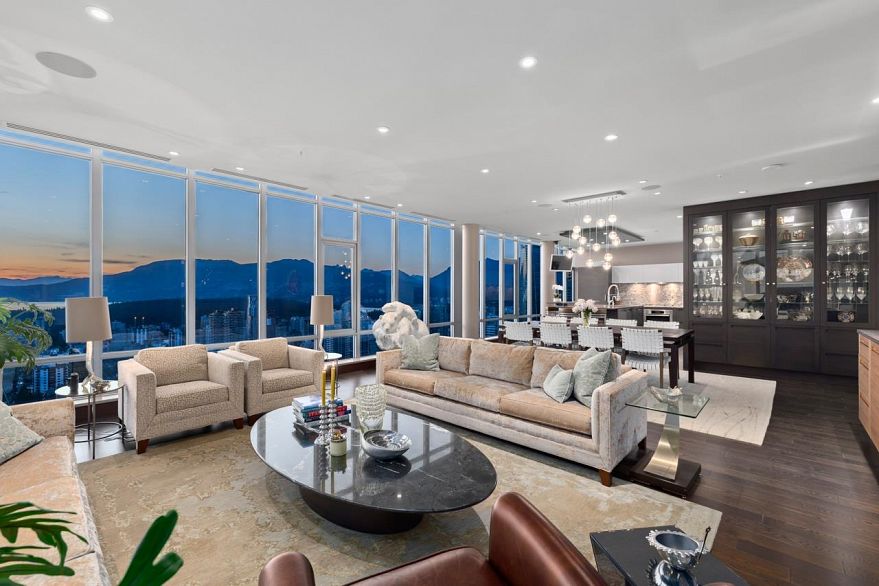 PH1 1028 Barclay Street