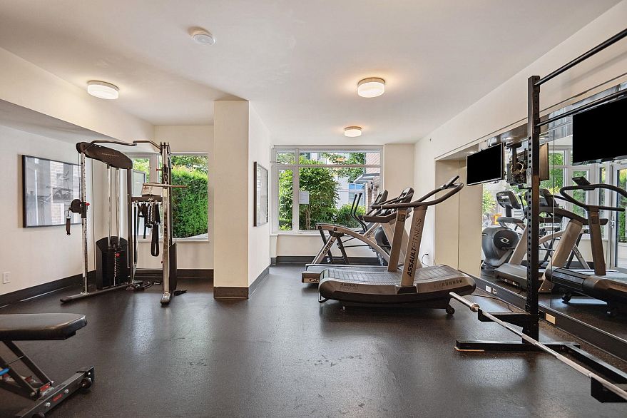 502 110 Switchmen Street