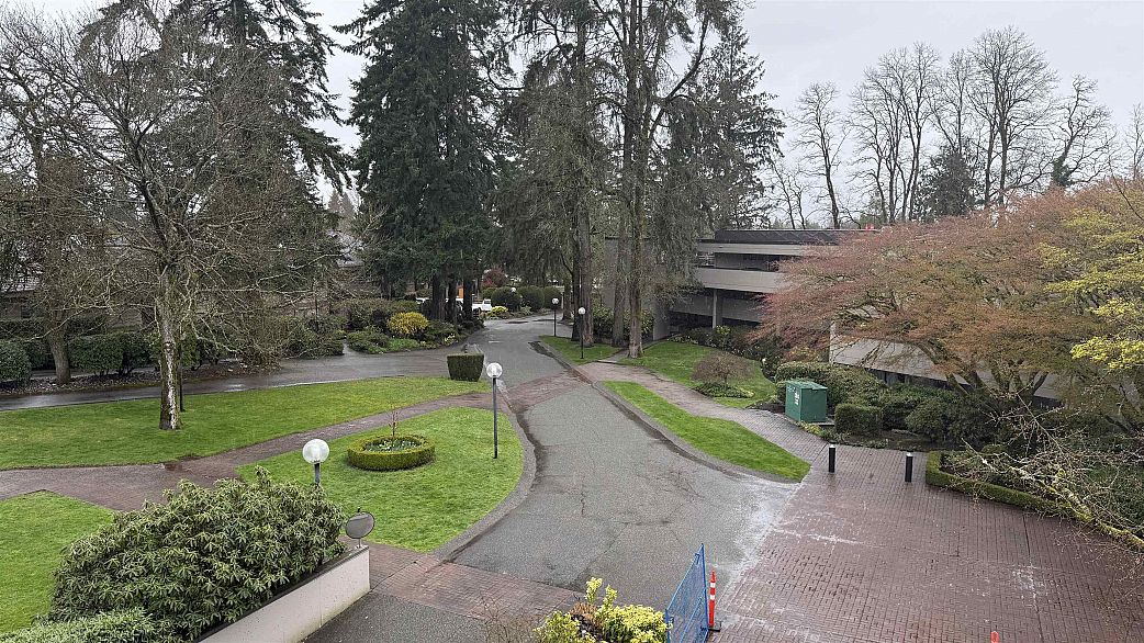 512 4900 Cartier Street