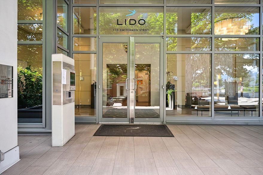 502 110 Switchmen Street