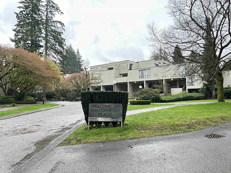 512 4900 Cartier Street