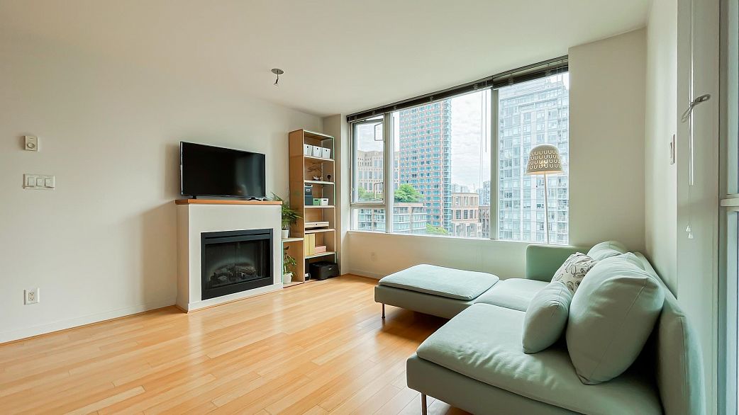 809 822 Seymour Street