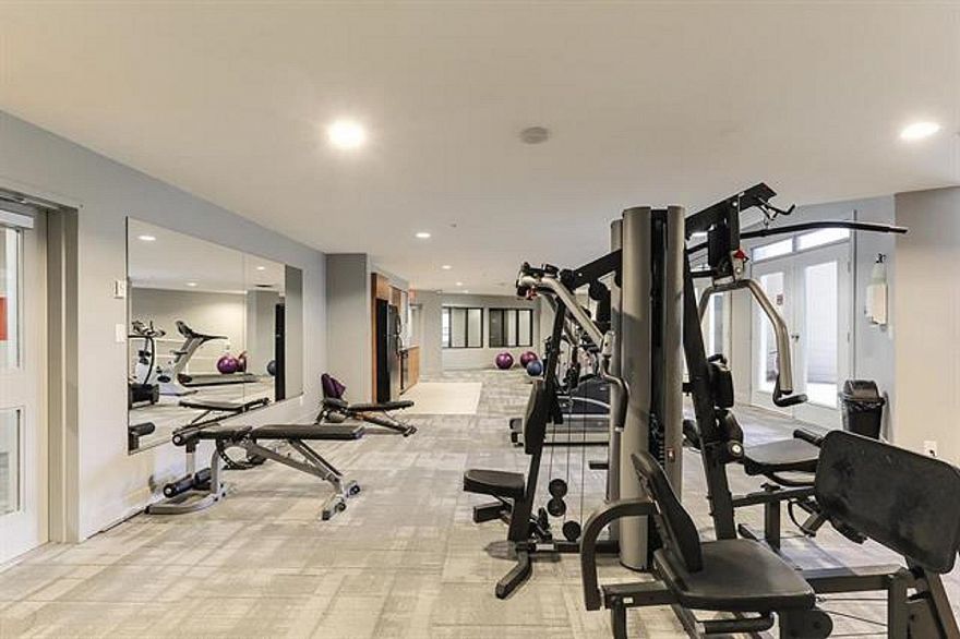 609 4028 Knight Street