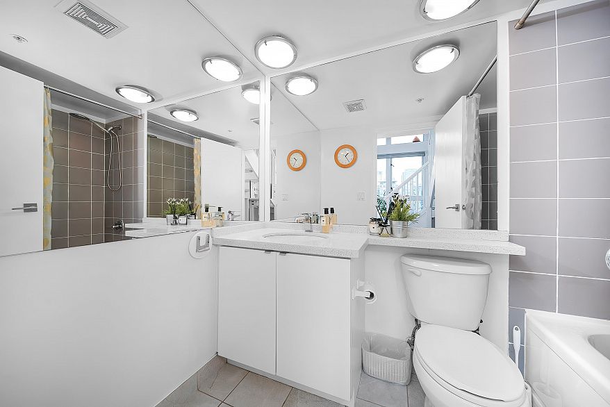 706 1238 Seymour Street