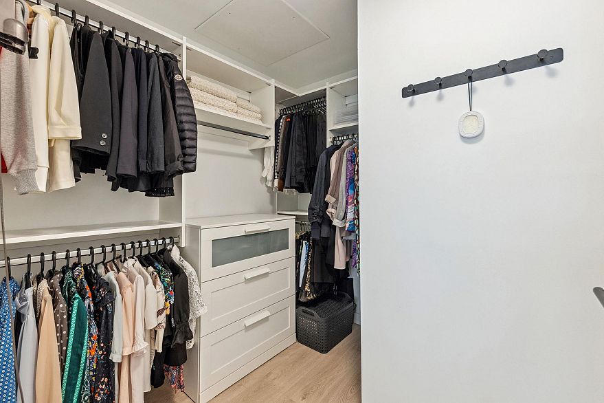 316 2520 Guelph Street