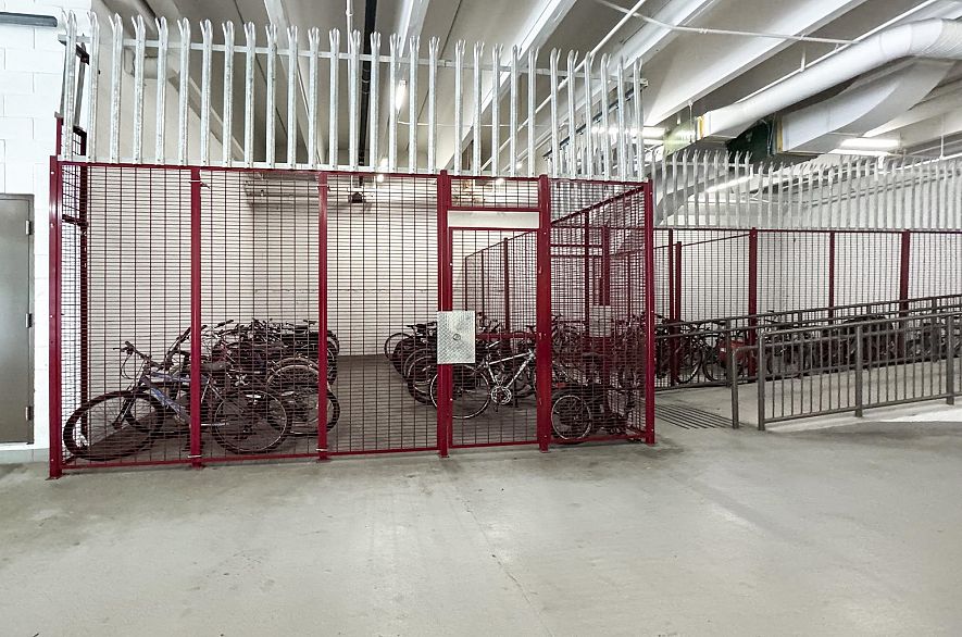 409 1333 W Georgia Street