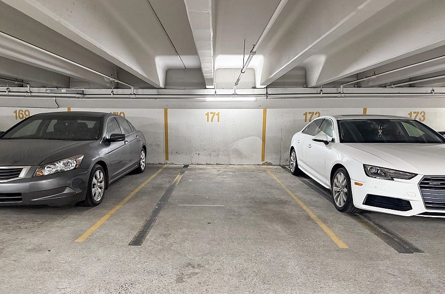 409 1333 W Georgia Street