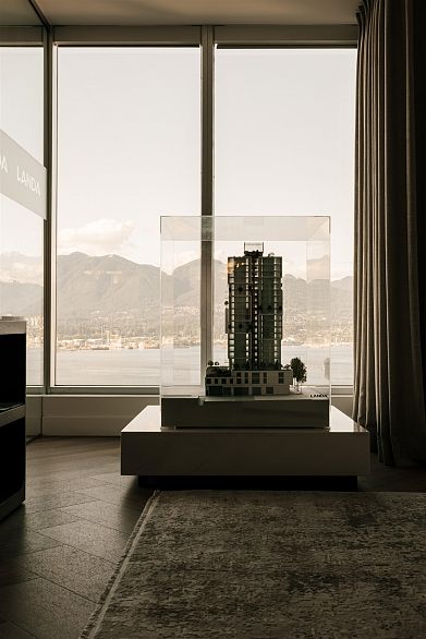 1403 1818 Alberni Street