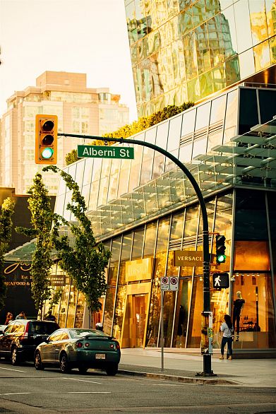 1403 1818 Alberni Street