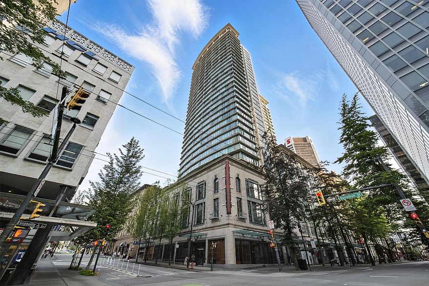 2214 610 Granville Street