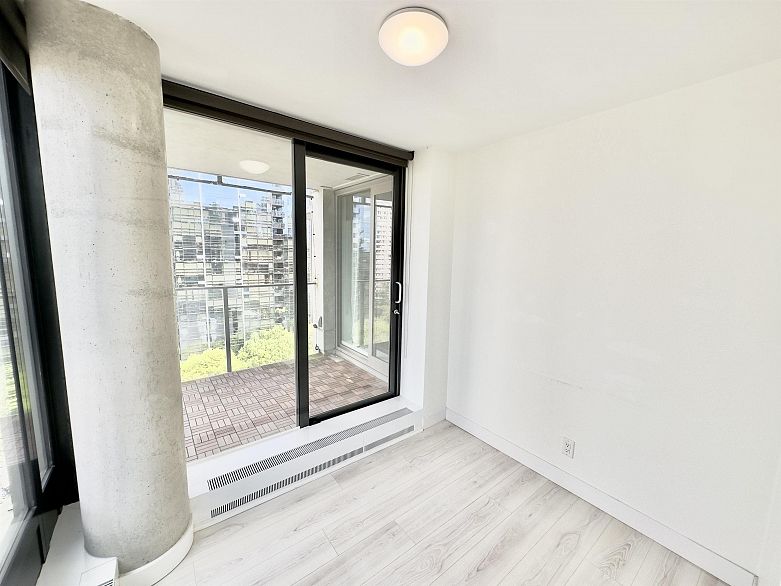 1608 1133 Hornby Street