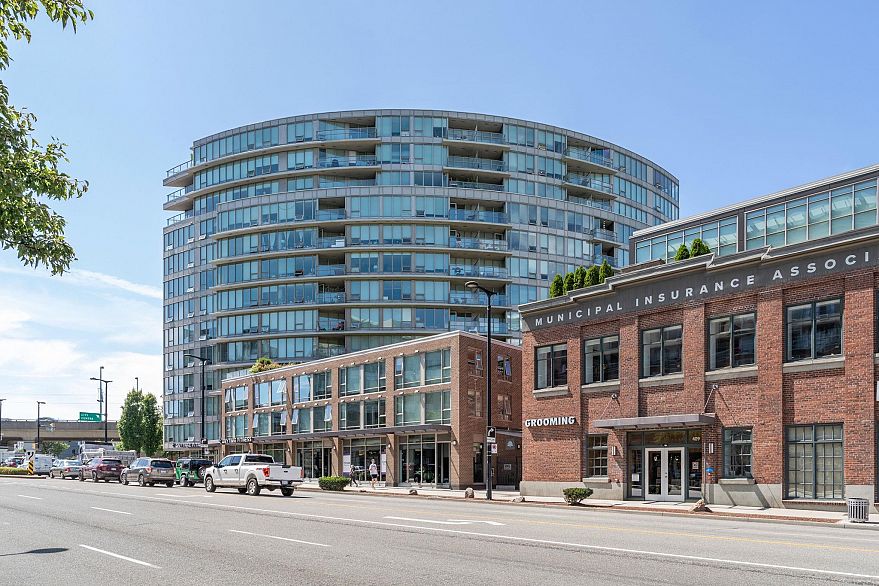 1401 445 W 2nd Avenue