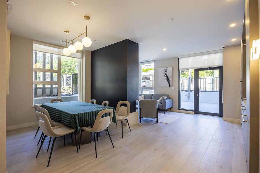 409 5212 Cambie Street