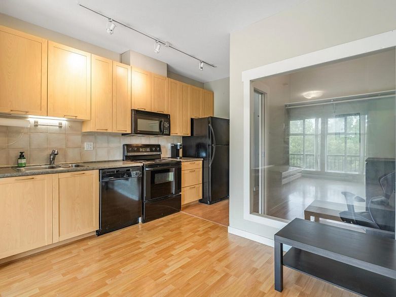 PH3 1503 W 65th Avenue