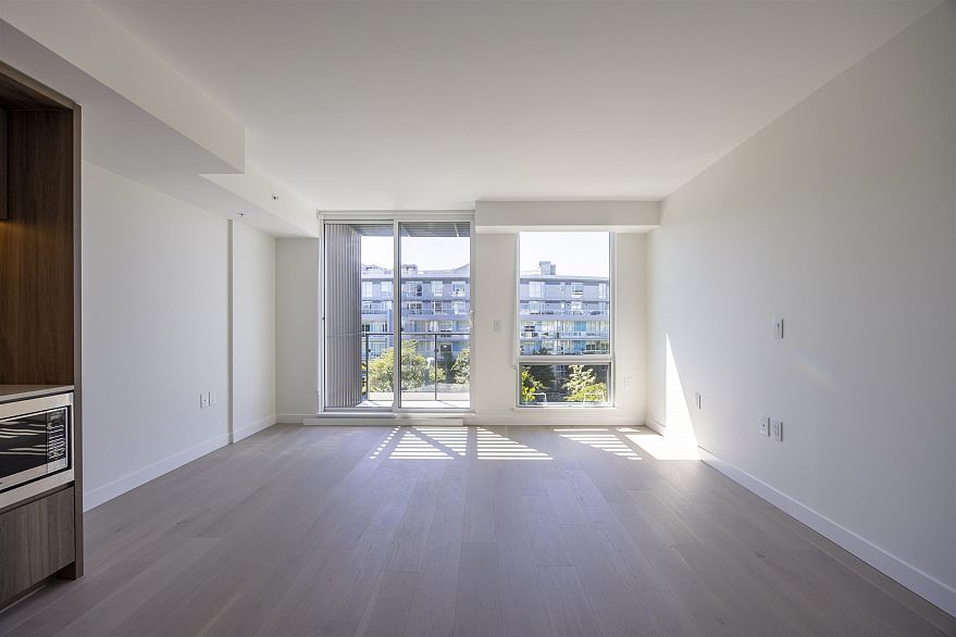 409 5212 Cambie Street