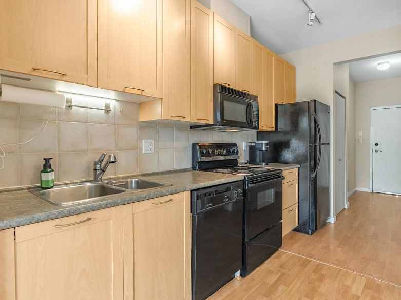 PH3 1503 W 65th Avenue