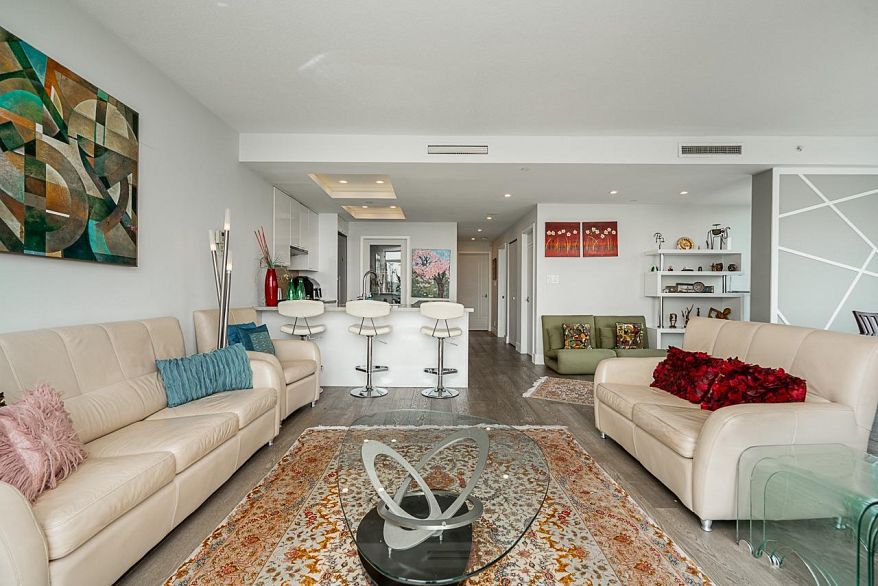 1502 1483 Homer Street