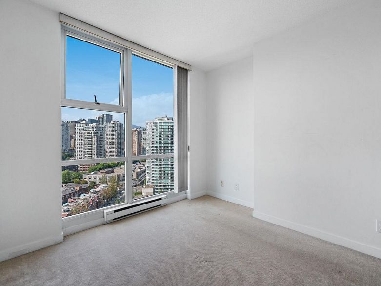 2705 193 Aquarius Mews