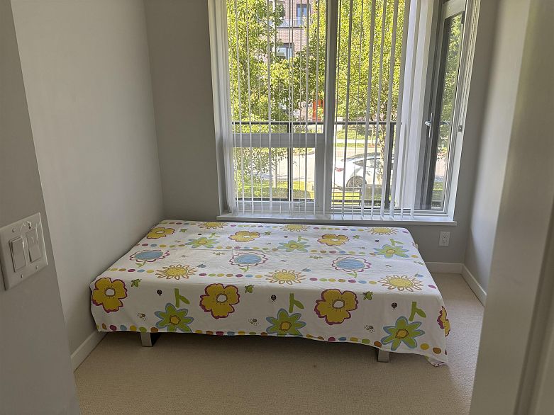 208 5638 Birney Avenue