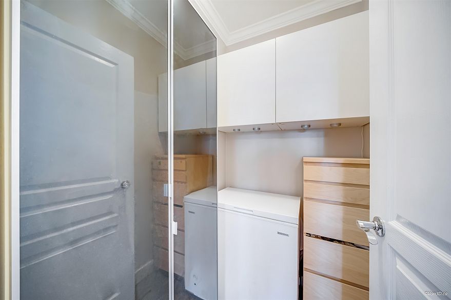 603 4028 Knight Street