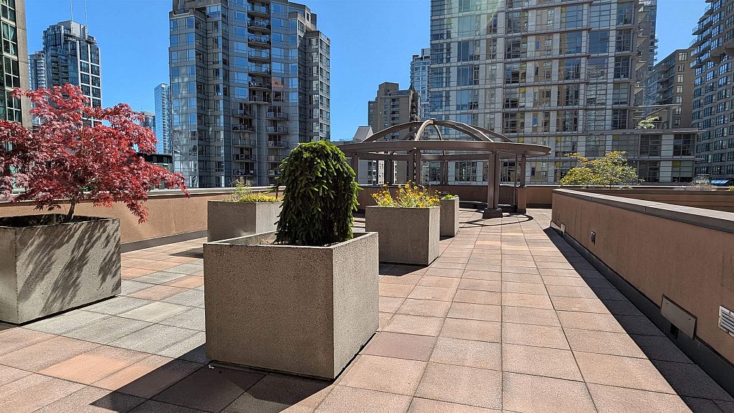 1105 1189 Howe Street