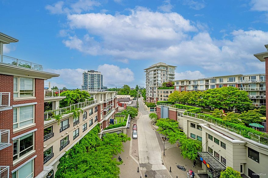 603 4028 Knight Street