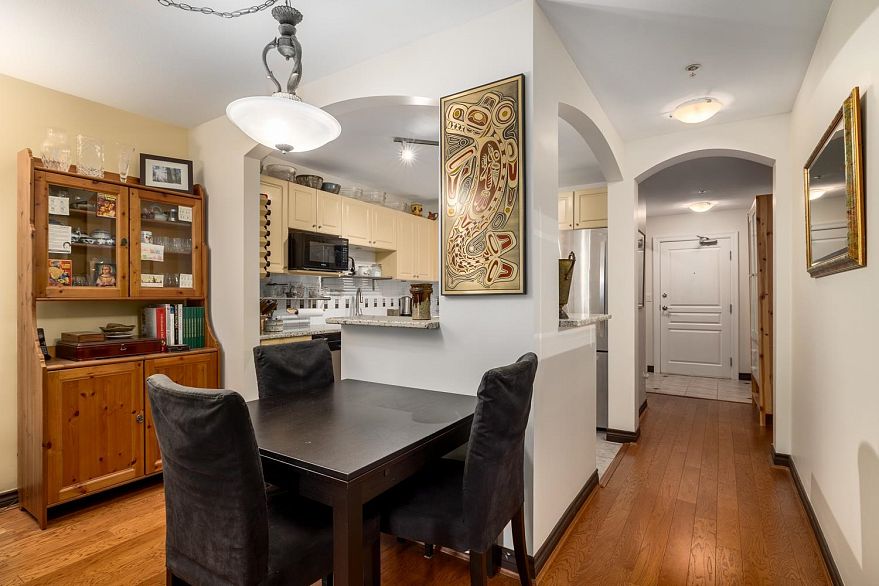 206 5723 Collingwood Street