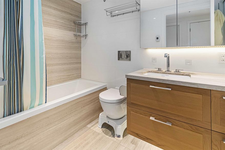 602 1571 W 57th Avenue