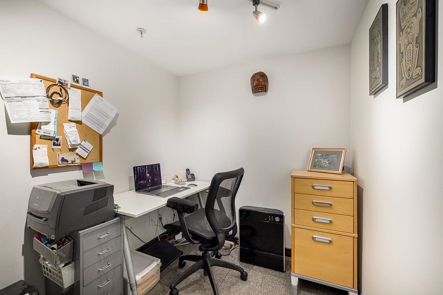 206 5723 Collingwood Street