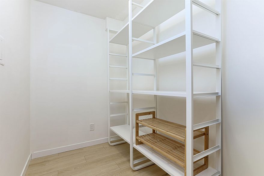 1105 1189 Howe Street