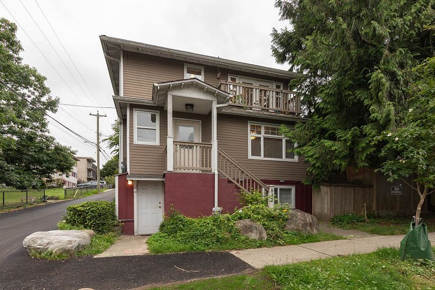 832 Salsbury Drive